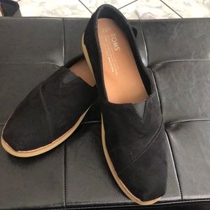 Toms shoes